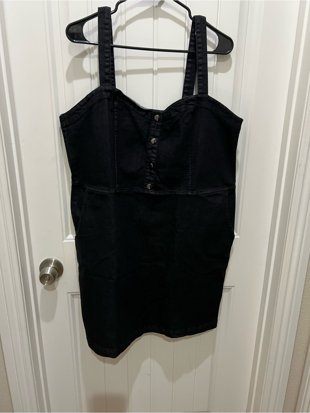 Rue21 Black Sleeveless Button-Front Mini Dress